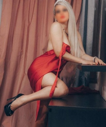 Соблазнительная красавица приглашает в свои апартаменты для ярких и страстных встреч. Буду твоим путеводителем в мире наслаждений, гарантирую тебе незабываемый отдых и полное удовлетворение! 6281, 21 год